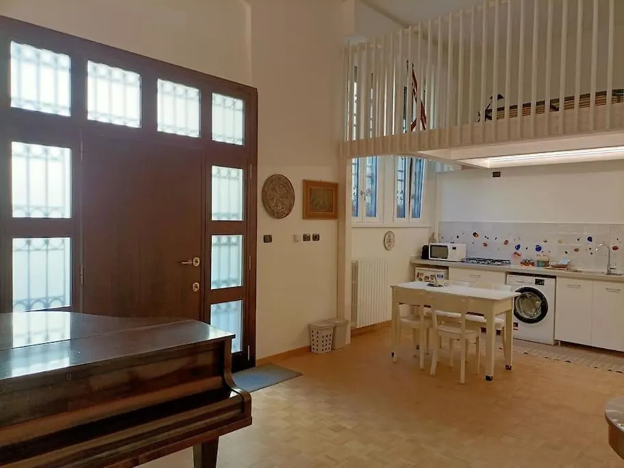Apartment Ferienwohnung Silenzioso Loft Vicino Alla Stazione Centrale Mailand Italien